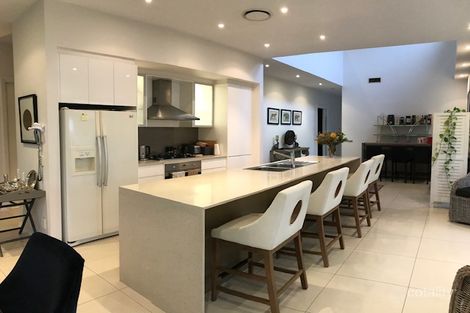 1/5022 Riverwood Gr, Benowa, QLD 4217