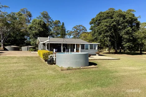 399 Hunters Rd, Upper Yarraman, QLD 4614