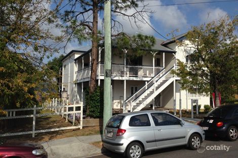 Property photo of 2/124 Windsor Road Red Hill QLD 4059