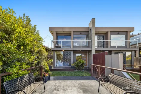 353 Mascoma St, Strathmore Heights, VIC 3041