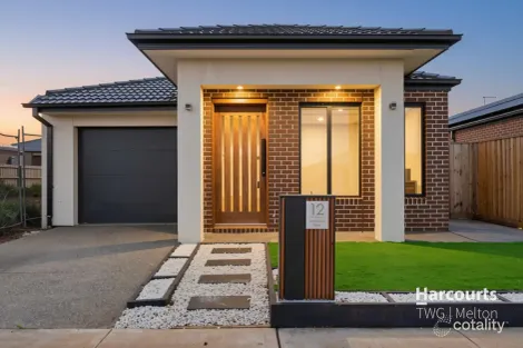 12 Mistletoe Dr, Strathtulloh, VIC 3338