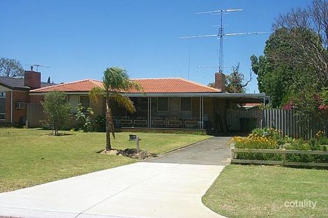 32 Beverley Pl, Cloverdale, WA 6105