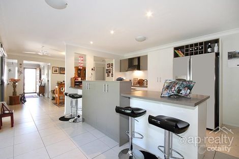 Property photo of 11 Tropical Drive Forest Lake QLD 4078