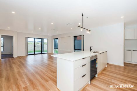 Property photo of 5 Pinkas Street Strathnairn ACT 2615