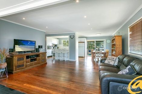 Property photo of 61 Dohles Rocks Road Kallangur QLD 4503