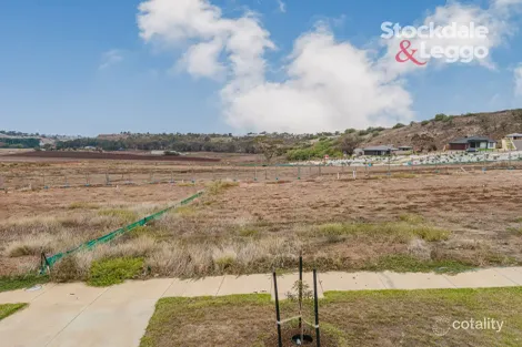 19 Platt Dr, Maddingley, VIC 3340