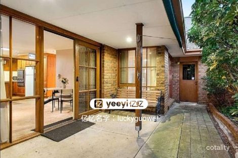 Property photo of 4 Escott Grove Berwick VIC 3806
