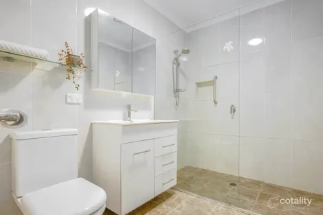 Property photo of 34 Catherine Crescent Blaxland NSW 2774