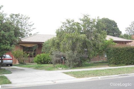 Property photo of 14 Heywood Grove Endeavour Hills VIC 3802