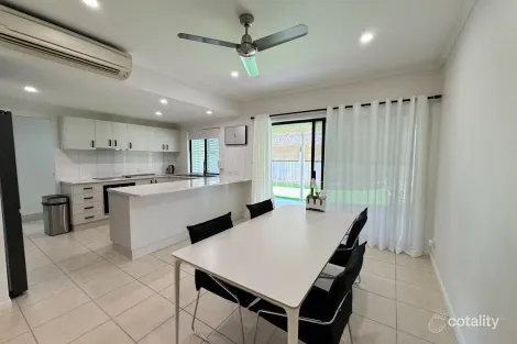 Property photo of 15/25 Abell Road Cannonvale QLD 4802