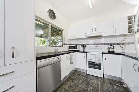 Property photo of 2 Resolution Drive Bentley Park QLD 4869