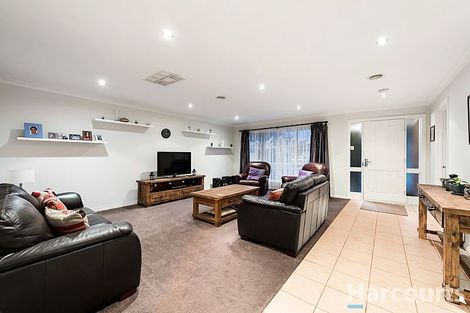 Property photo of 10 Capri Close South Morang VIC 3752
