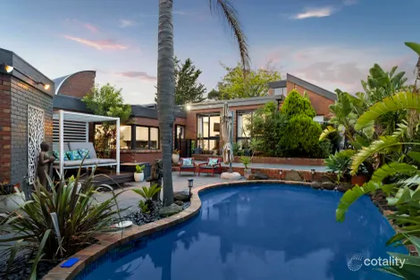 Property photo of 42 Petrik Drive Keilor VIC 3036