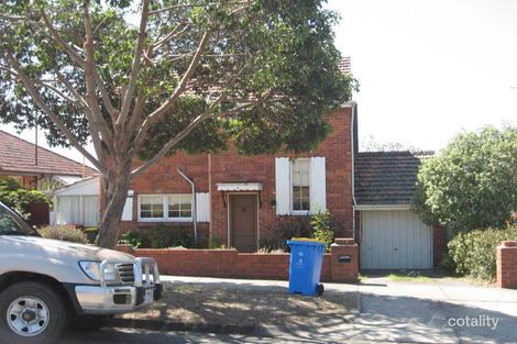 19 Carnegie Ave, Kew East, VIC 3102