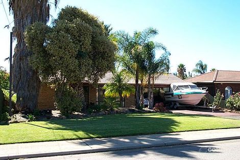 22 Robinson Rd, Eden Hill, WA 6054