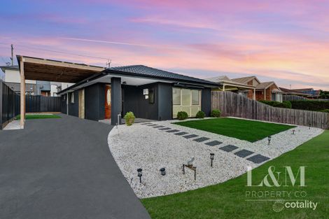 Property photo of 6 Binnak Court Meadow Heights VIC 3048