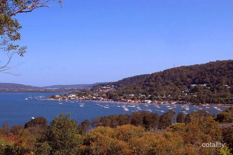 27 Sandstone Cres, Tascott, NSW 2250