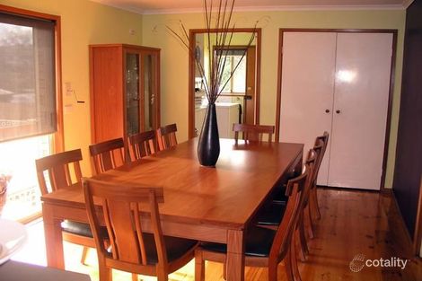 Property photo of 12 Andene Drive Narre Warren VIC 3805