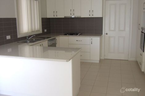 Property photo of 22 Franklin Drive Estella NSW 2650