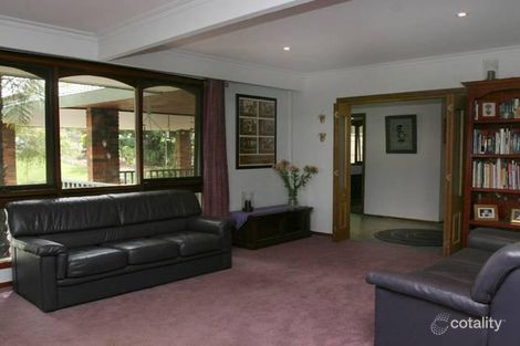 Property photo of 11 Grant Court Beaconsfield Upper VIC 3808