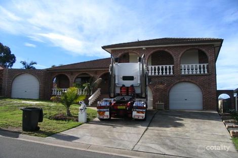 8 Underwood Rd, St Clair, NSW 2759