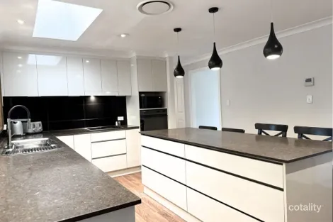 Property photo of 9 Tingle Close Kariong NSW 2250