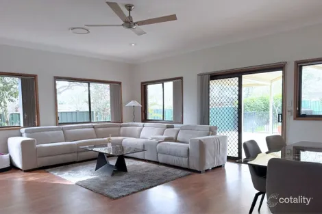 Property photo of 9 Tingle Close Kariong NSW 2250