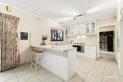 Property photo of 6 Tadema Crescent Eltham VIC 3095
