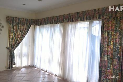 Property photo of 1 Lakeside Close Mawson Lakes SA 5095