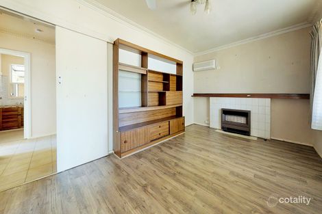 Property photo of 30 Neil Street Kangaroo Flat VIC 3555
