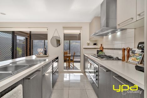 Property photo of 304 Casey Fields Boulevard Cranbourne East VIC 3977