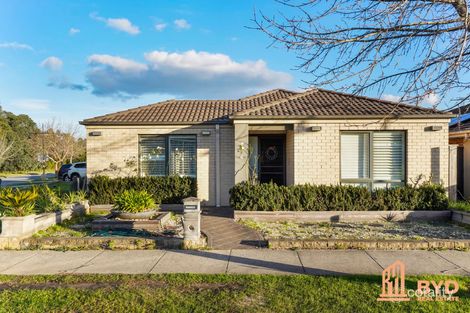 4 Kosta Boda Bvd, Pakenham, VIC 3810
