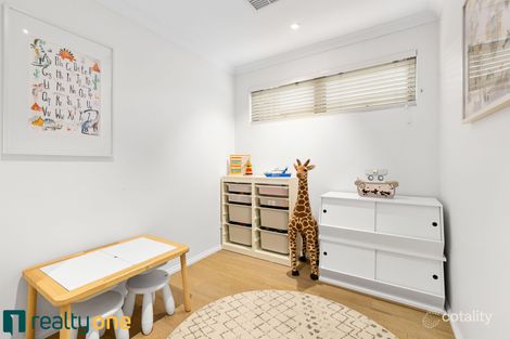 Property photo of 11A Windelya Road Kardinya WA 6163