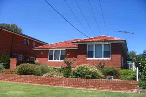 52 Bungalow Rd, Roselands, NSW 2196