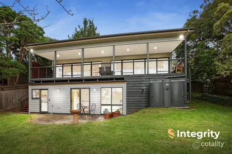 25 Newgrove Rd, Healesville, VIC 3777