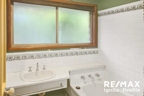 Property photo of 34 Jarup Street Jindalee QLD 4074