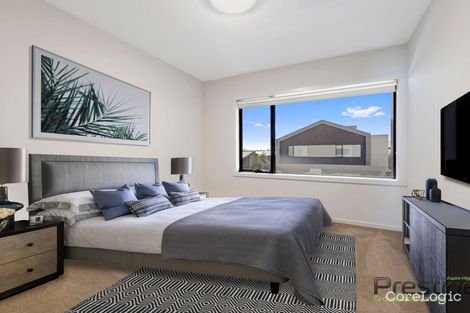 Property photo of 4 Modena Place Cranbourne West VIC 3977