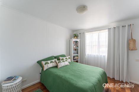 Property photo of 2/33 Old Surrey Road Havenview TAS 7320