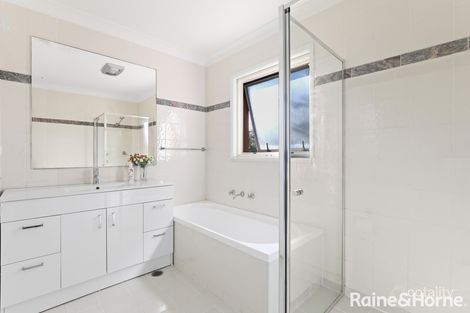 Property photo of 3 William Close Liberty Grove NSW 2138