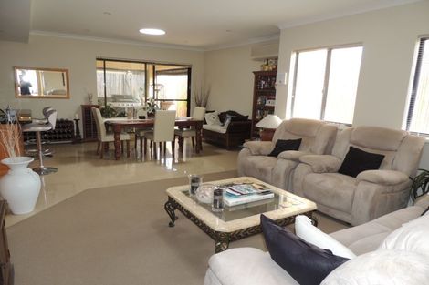 Property photo of 5/33 Wattle Mews Hocking WA 6065