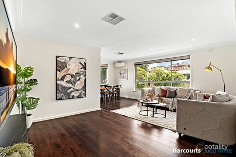 Property photo of 6 Grantley Drive Glen Waverley VIC 3150