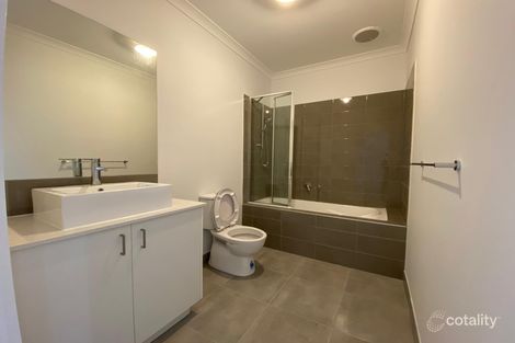 Property photo of 55 Hollywood Drive Roxburgh Park VIC 3064