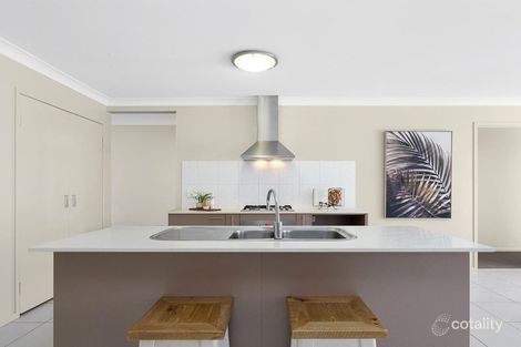 Property photo of 13 Ventura Way Bellbird Park QLD 4300