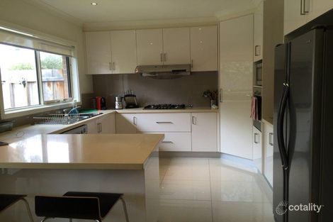 Property photo of 2/6 Forest Court Glen Waverley VIC 3150