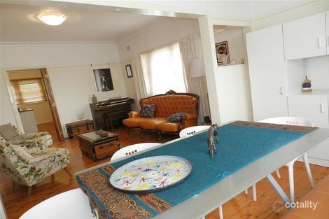 Property photo of 42 Cobham Street Yass NSW 2582