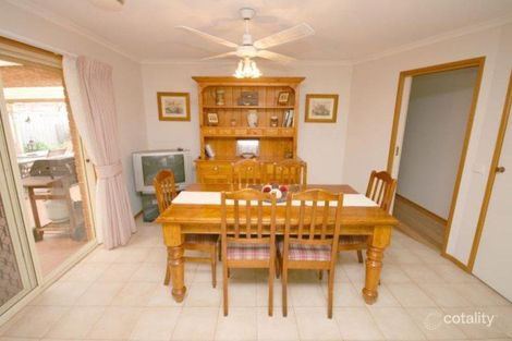 Property photo of 19 Collins Street Werribee VIC 3030