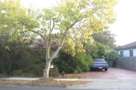 33 Oakwood Ave, Dandenong North, VIC 3175