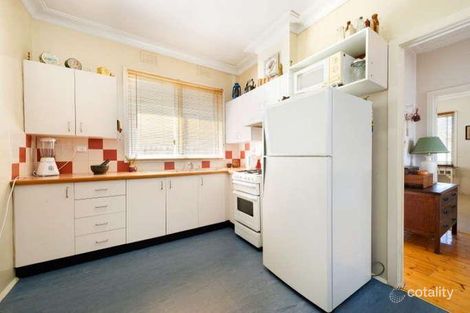 Property photo of 2/468 Warrigal Road Ashburton VIC 3147