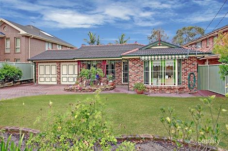 696 Henry Lawson Dr, East Hills, NSW 2213