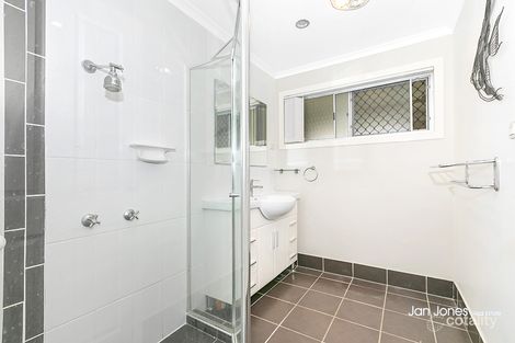 Property photo of 15 Daniel Court Scarborough QLD 4020